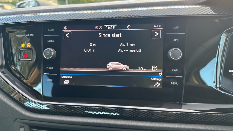 Volkswagen Polo 1.0 Life 5dr Petrol Hatchback